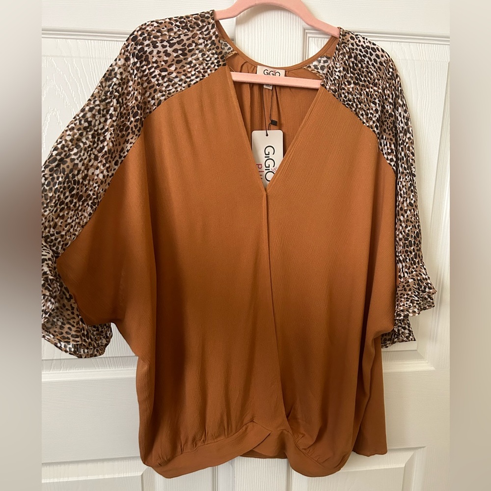 NWT Gigio+plus by Umgee animal print mix and solid blouse 1x - Picture 6 of 10